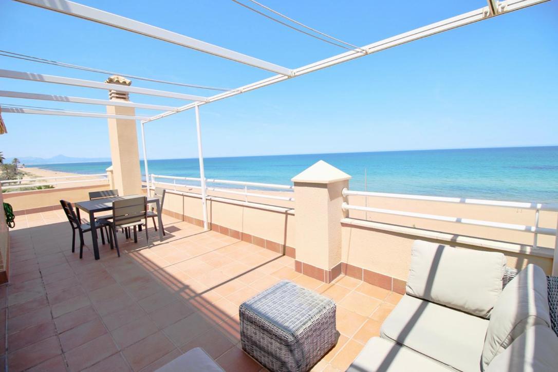 Atico Frontal Al Mar Con Piscina Privada By Homeprive Denia Exterior foto
